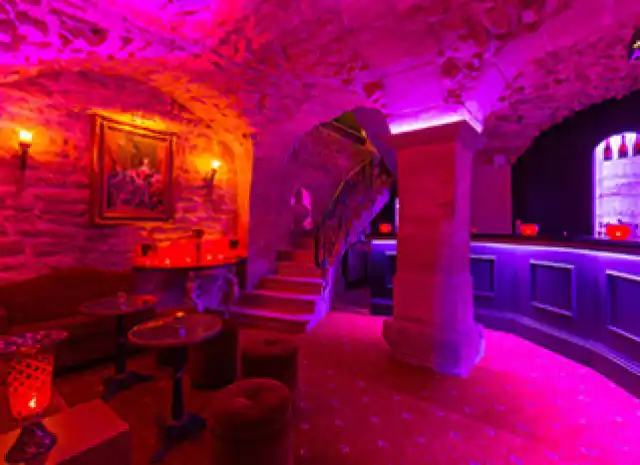 Le Taken Paris club libertin