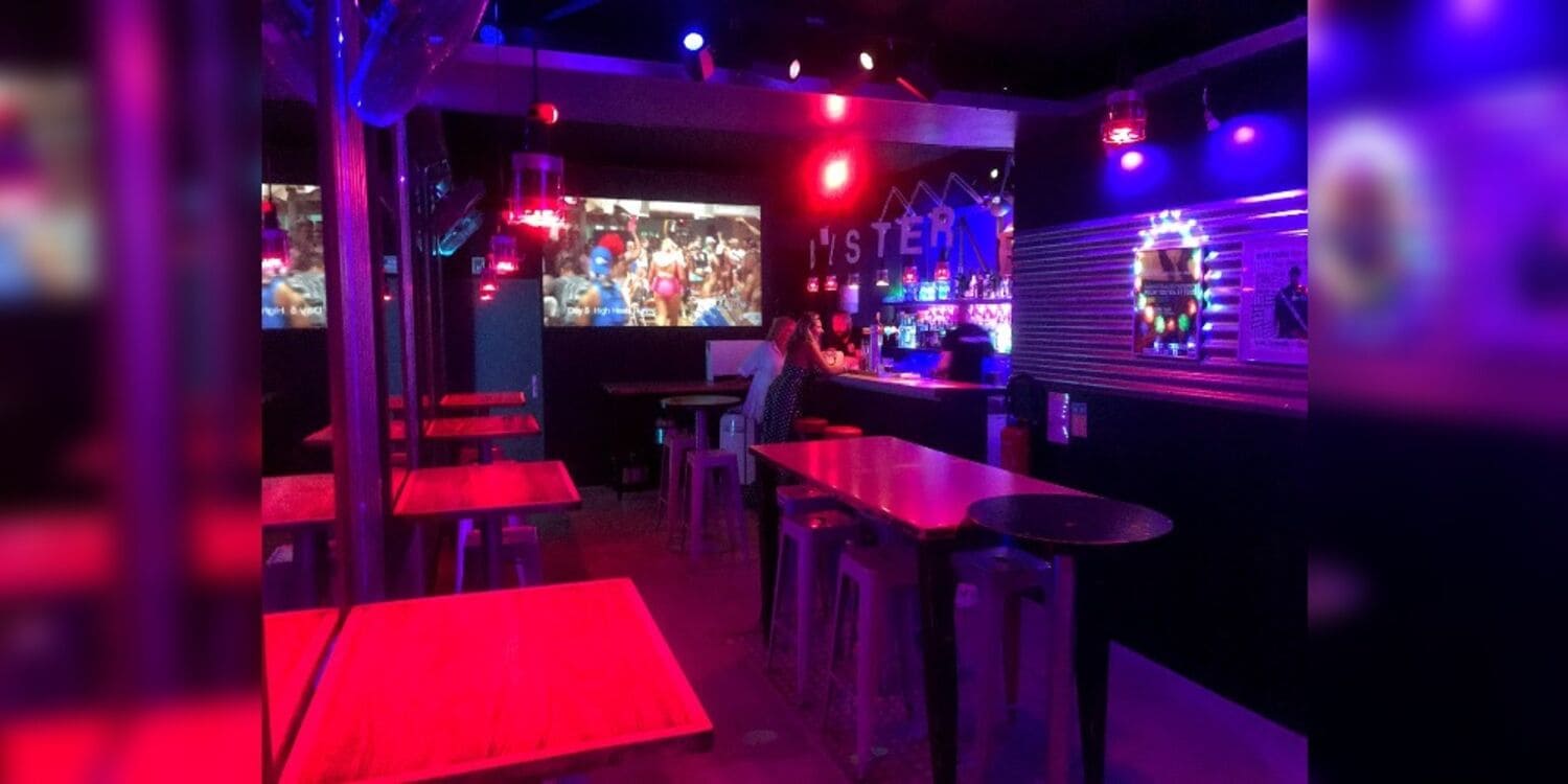 Buster Bar Bordeaux, bar gay en centre-ville