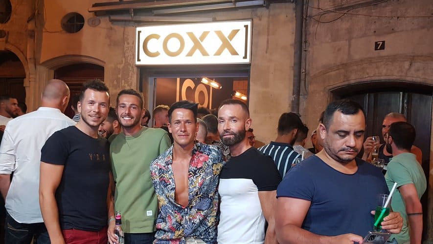 Façade du bar LGBT Le Coxx à Montpellier